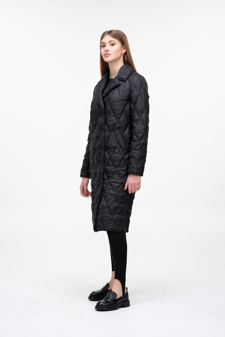 Стеганое пальто с поясом классическое TIARA цвет черный купить Хуст 1