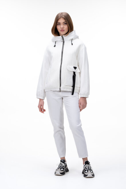 Коротка весняна куртка з каптуром SNOW-OWL колір білий купити Дніпро 
